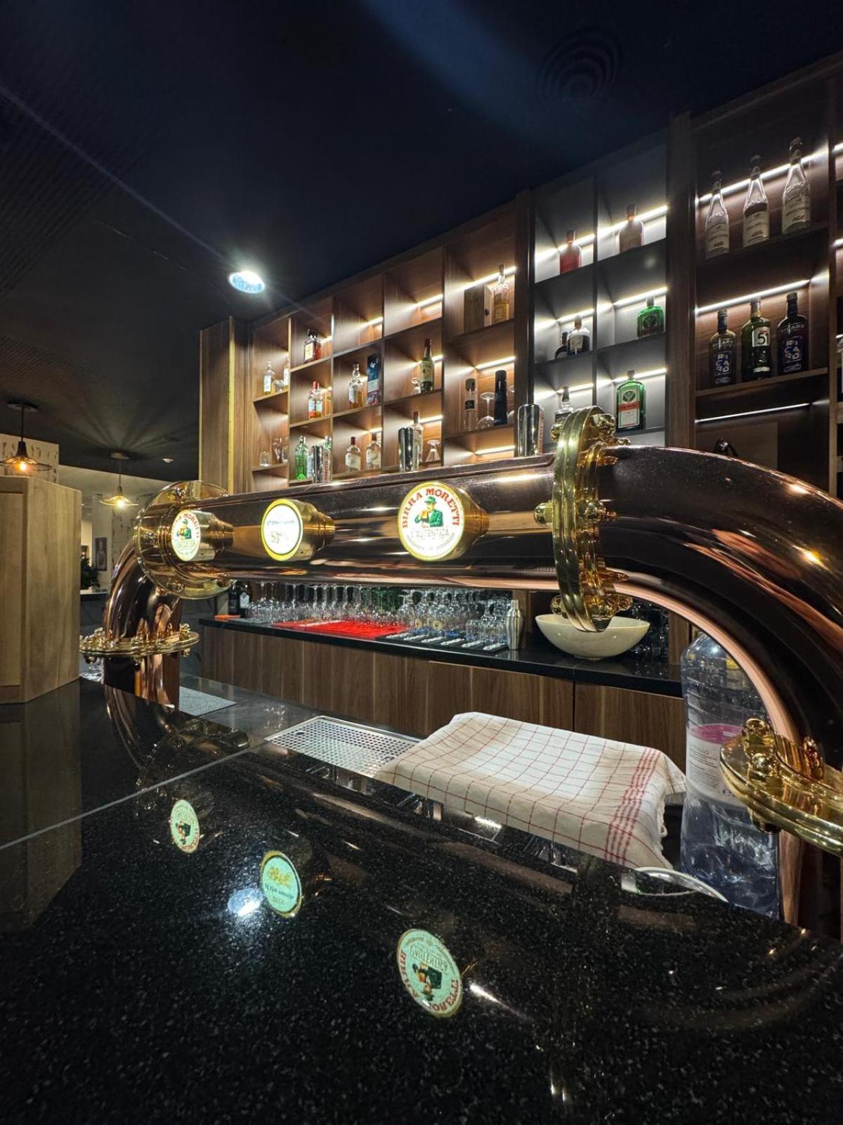Neuchatel City Hotel Eksteriør bilde